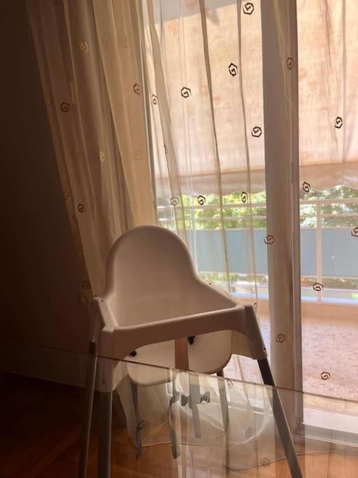 Carlito"S Apartment 1 Next To Metro Station Athen Exterior foto