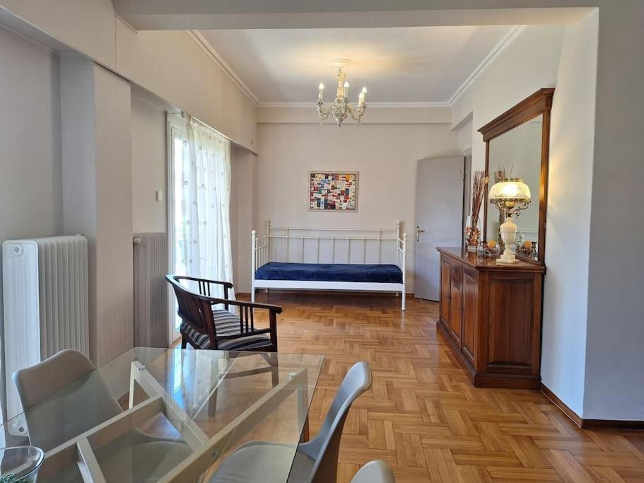 Carlito"S Apartment 1 Next To Metro Station Athen Exterior foto